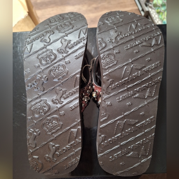 Montana West Pink and Brown Camo Sandals - Size 8 NIB - Picture 6 of 11